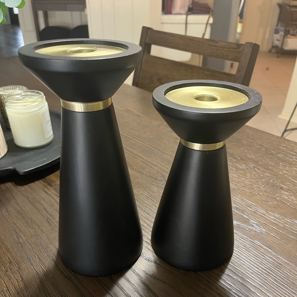 Black and gold Pillar Candle Holders